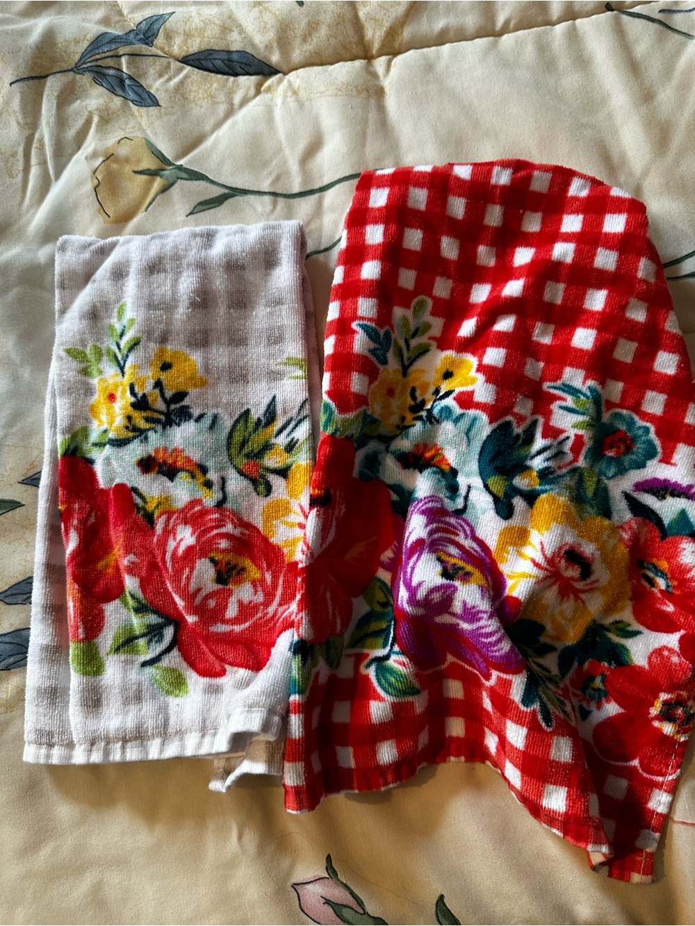 Red Floral Check Cotton Kitchen Towels - Set of 2